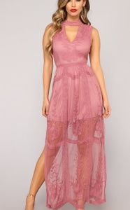 Set the date lace dress